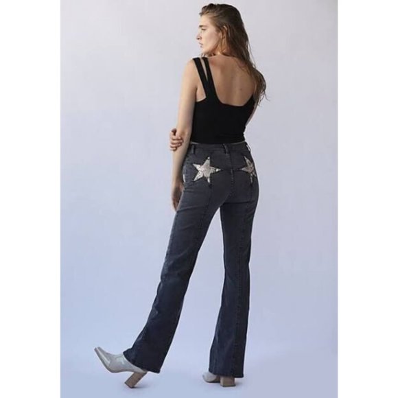 *SOLD* Free People We The Free Firecracker Flare Jeans Black Denim Size 28 - Picture 10 of 10